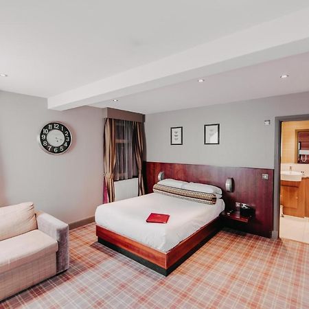Lynnhurst Hotel Johnstone Extérieur photo