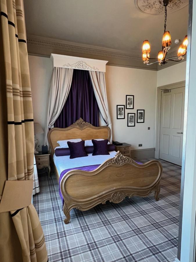Lynnhurst Hotel Johnstone Extérieur photo