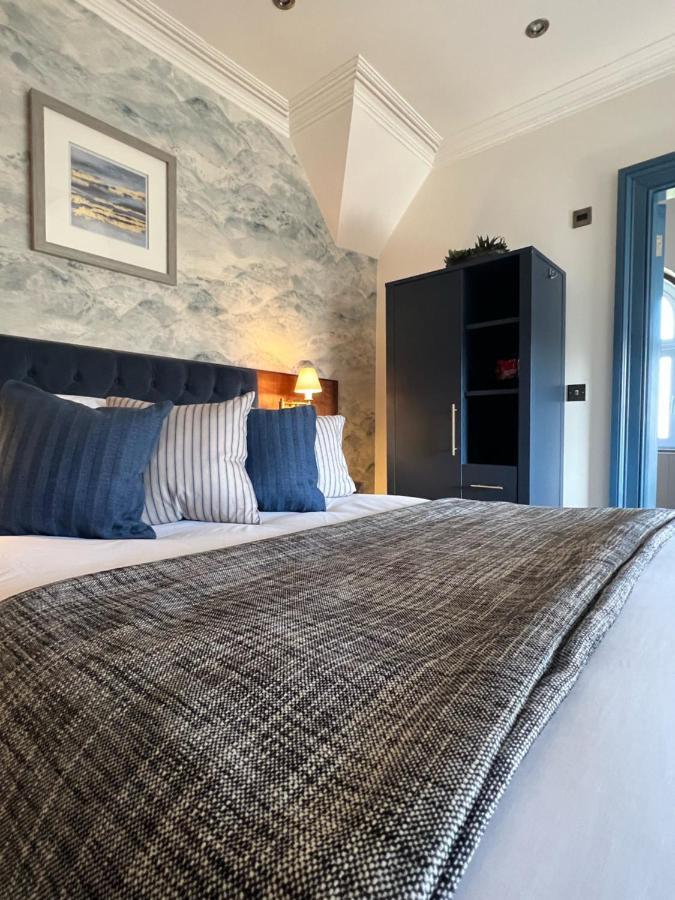 Lynnhurst Hotel Johnstone Extérieur photo