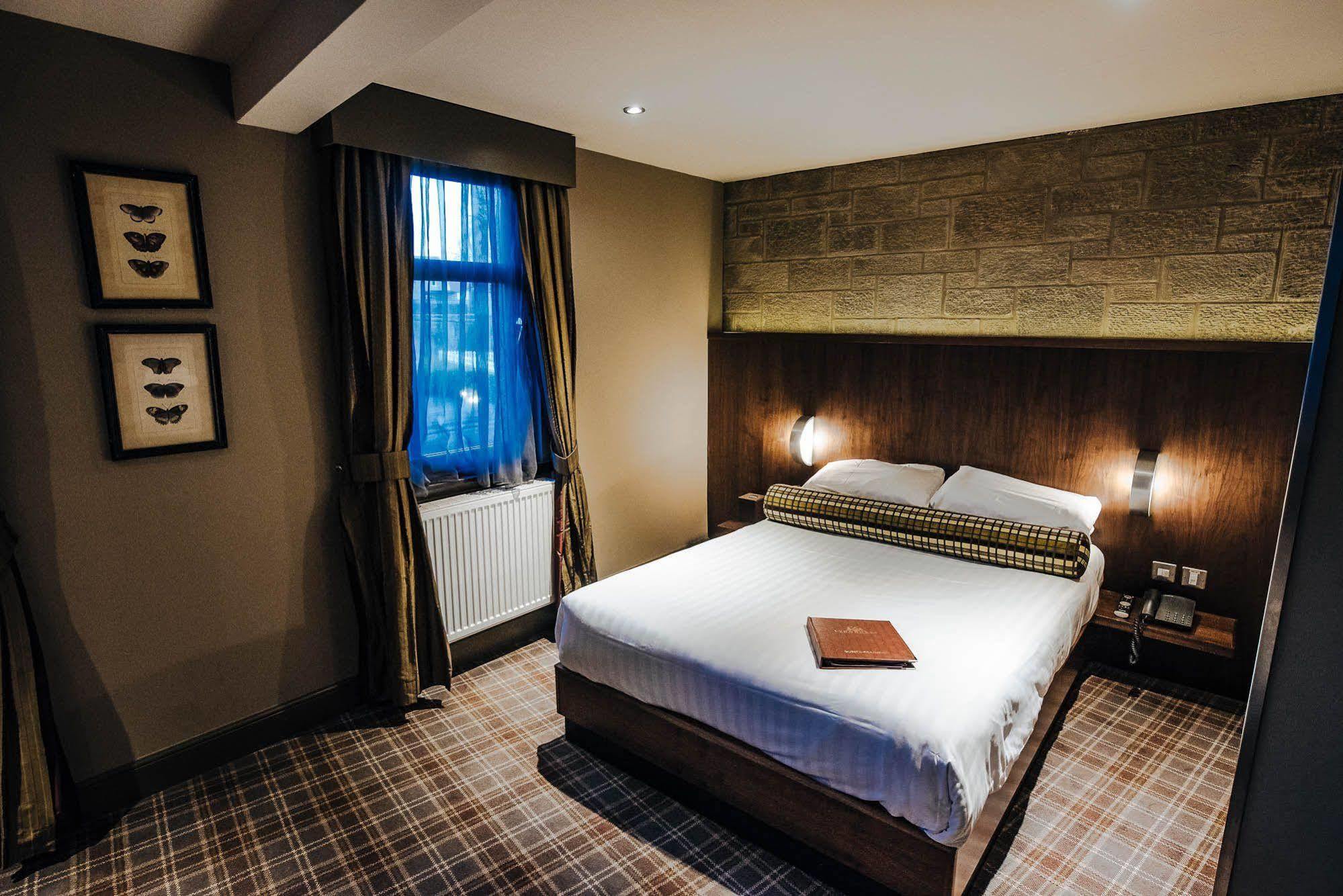 Lynnhurst Hotel Johnstone Extérieur photo
